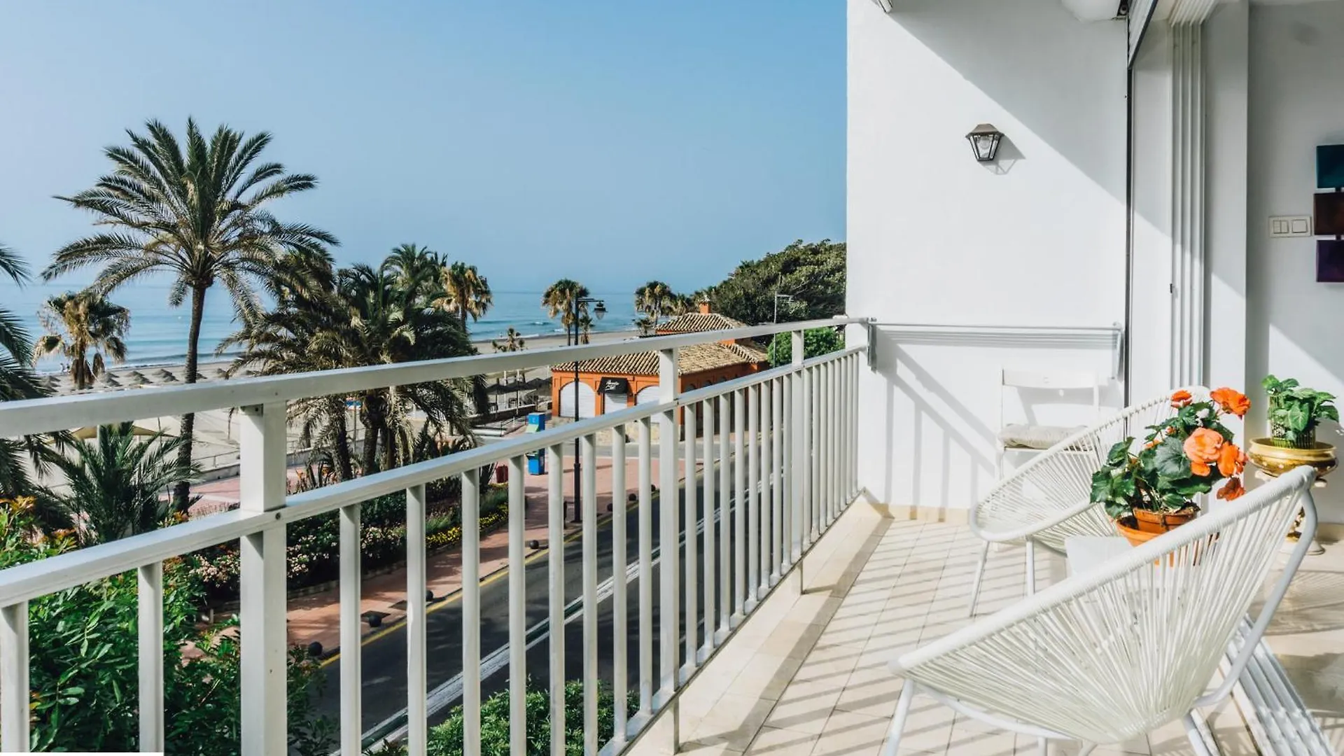 Apartment First Line Beach Sea View Estepona